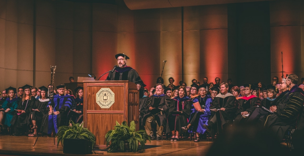 How to Keep Graduates Engaged When Delivering a Commencement Speech